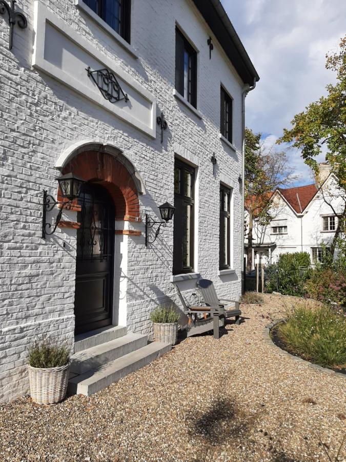 B&B Eikenlaan 12 Genk Exterior photo